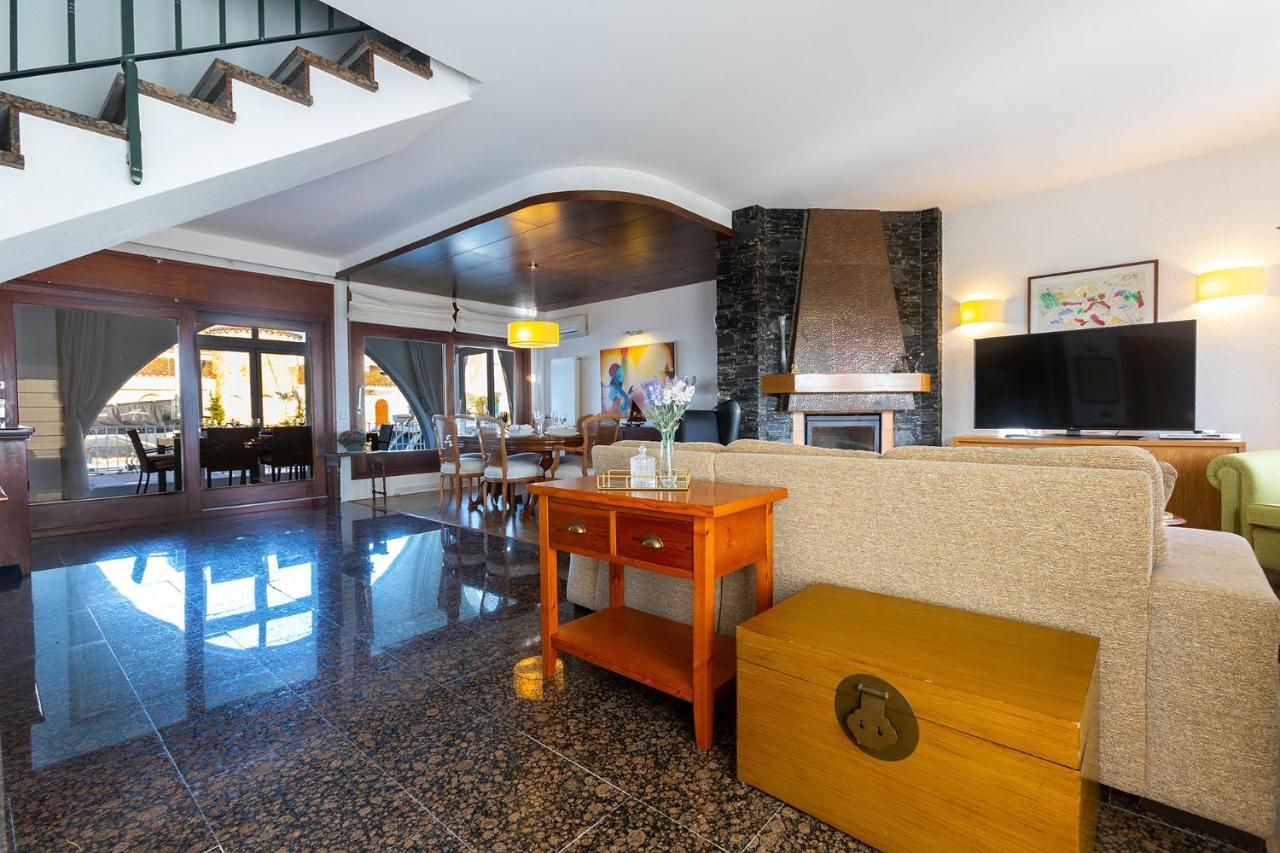 Rnet - Villa Piscina Port Primer Empuriabrava Exteriér fotografie