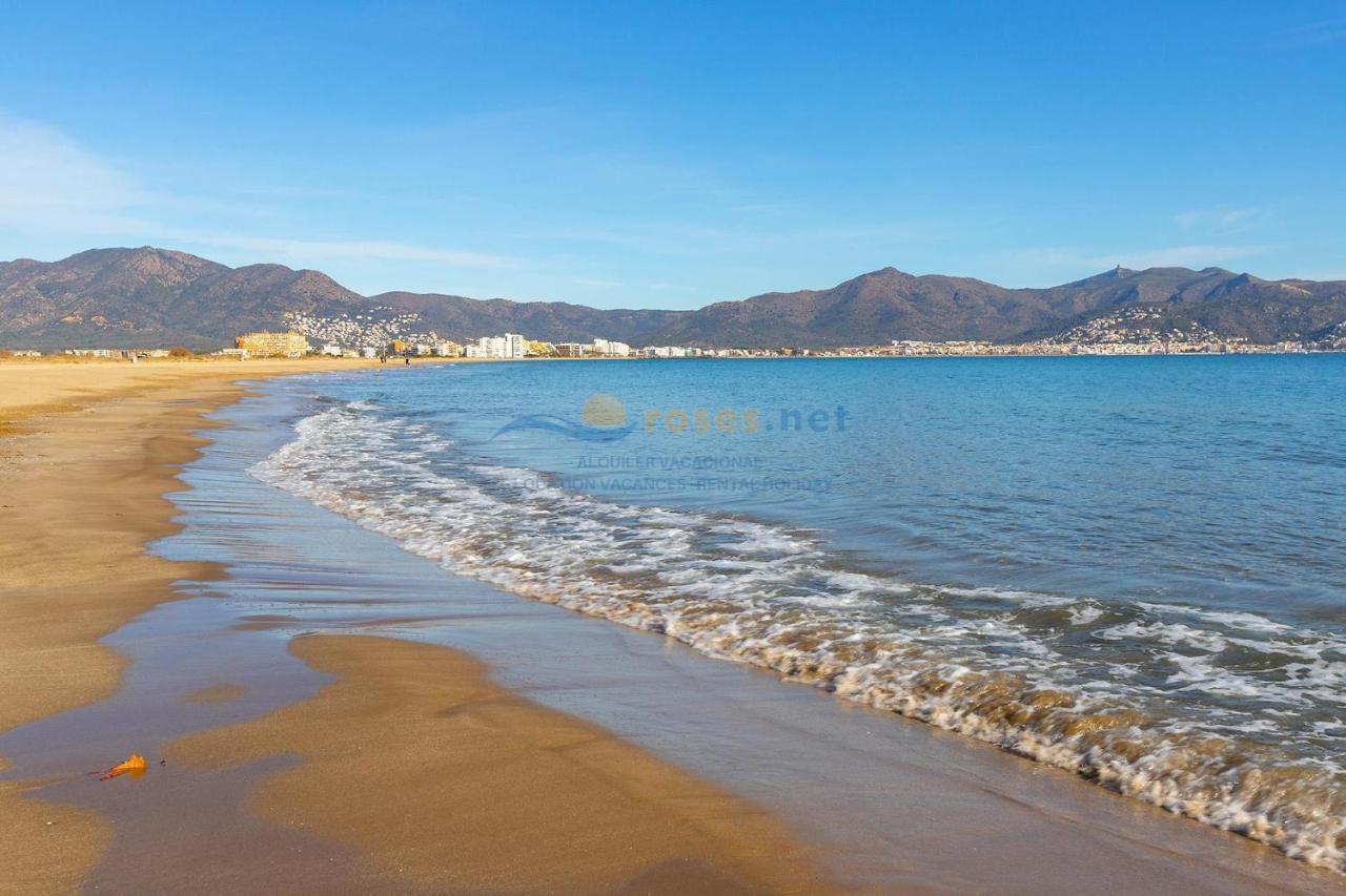 Rnet - Villa Piscina Port Primer Empuriabrava Exteriér fotografie